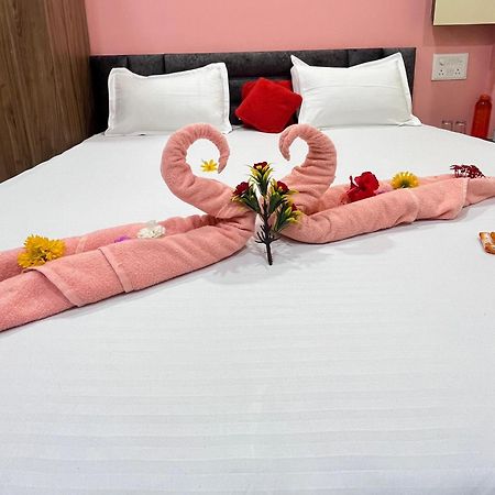 Jai Swaminarayan Delux Homestay Garudeshwar Ngoại thất bức ảnh