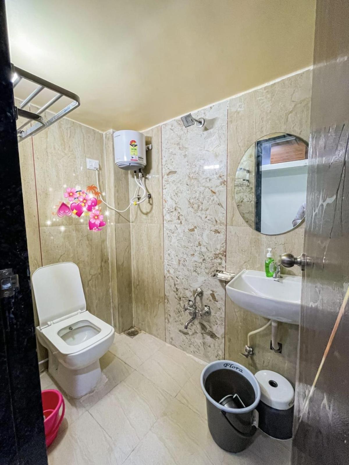 Jai Swaminarayan Delux Homestay Garudeshwar Ngoại thất bức ảnh