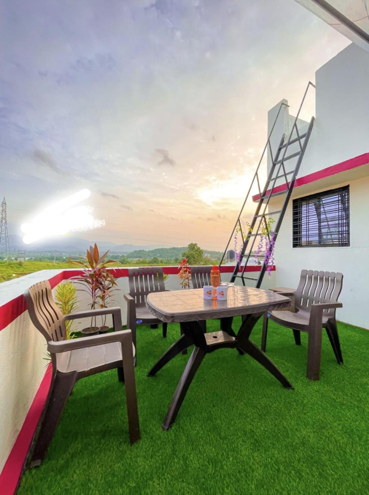 Jai Swaminarayan Delux Homestay Garudeshwar Ngoại thất bức ảnh