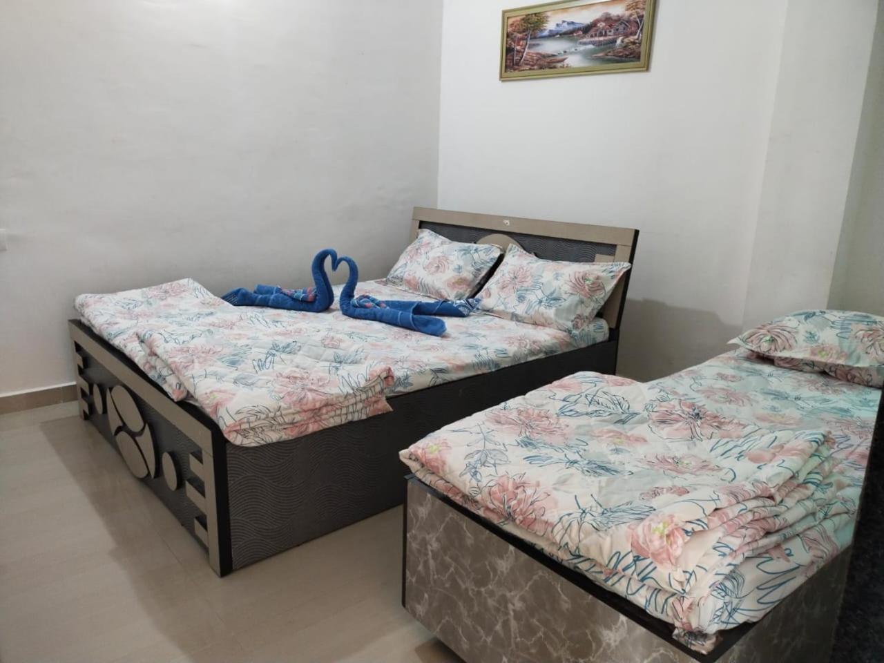 Jai Swaminarayan Delux Homestay Garudeshwar Ngoại thất bức ảnh